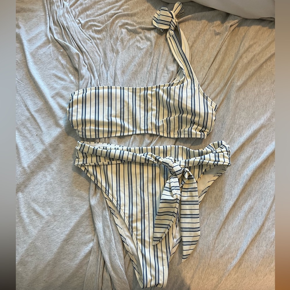 Abercrombie High waisted Swimsuit